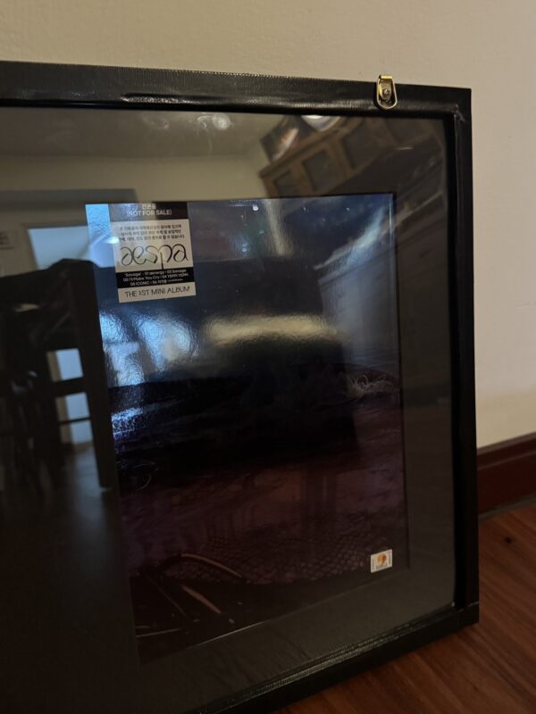 S__72318984 🎶【歌迷必收|aespa《Savage》1st Mini Album 全團親筆簽名專輯+Karina加簽祝福語】