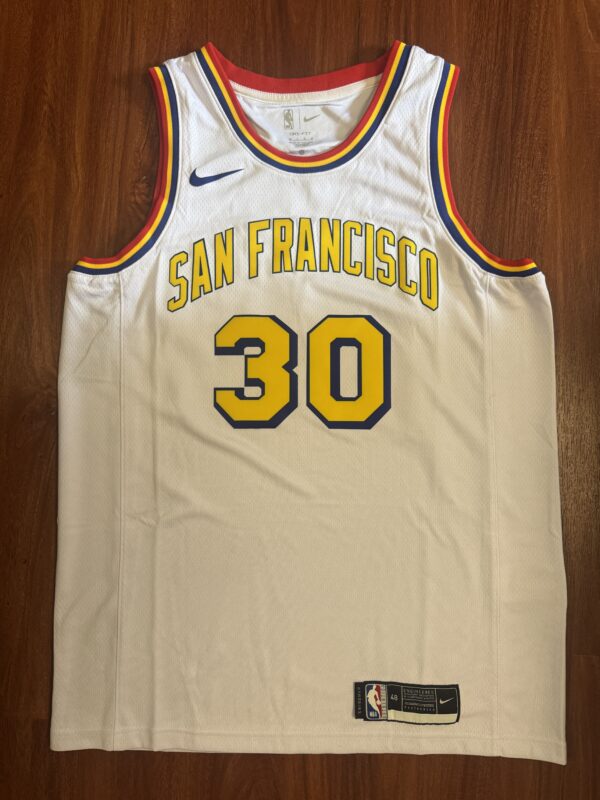 IMG_7116 🏀【球迷必收|Stephen Curry 球迷版 親筆簽名球衣】