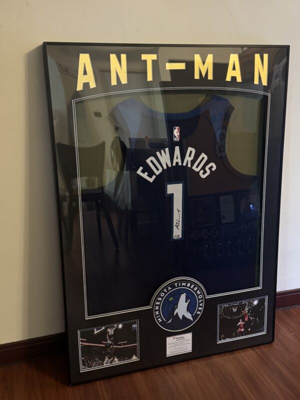 IMG_7395 🏀【球迷必收|Anthony Edwards「ANT-MAN」精裝裱框 球迷版 親筆簽名球衣】