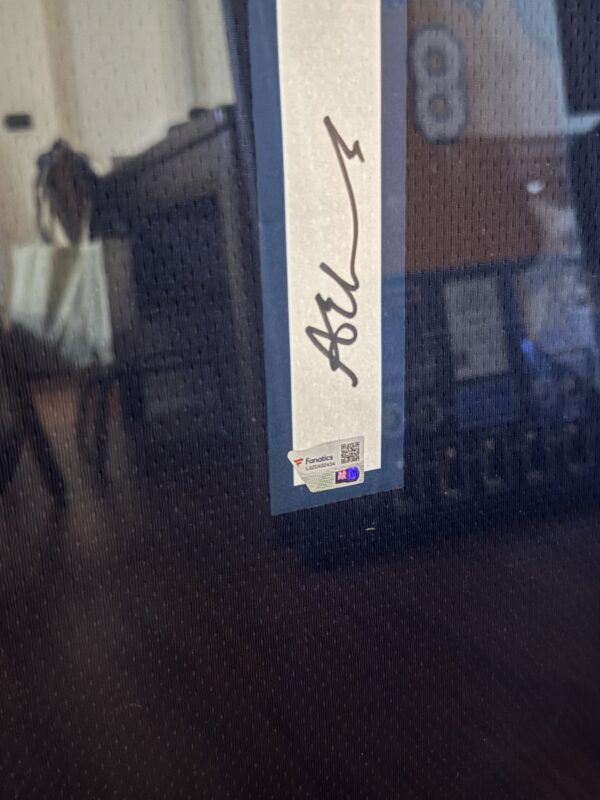 IMG_7397 🏀【球迷必收|Anthony Edwards「ANT-MAN」精裝裱框 球迷版 親筆簽名球衣】