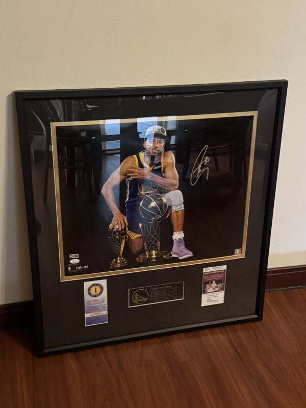 S__72318987 🏀【球迷必收|Stephen Curry 親筆簽名 奪冠紀念海報】