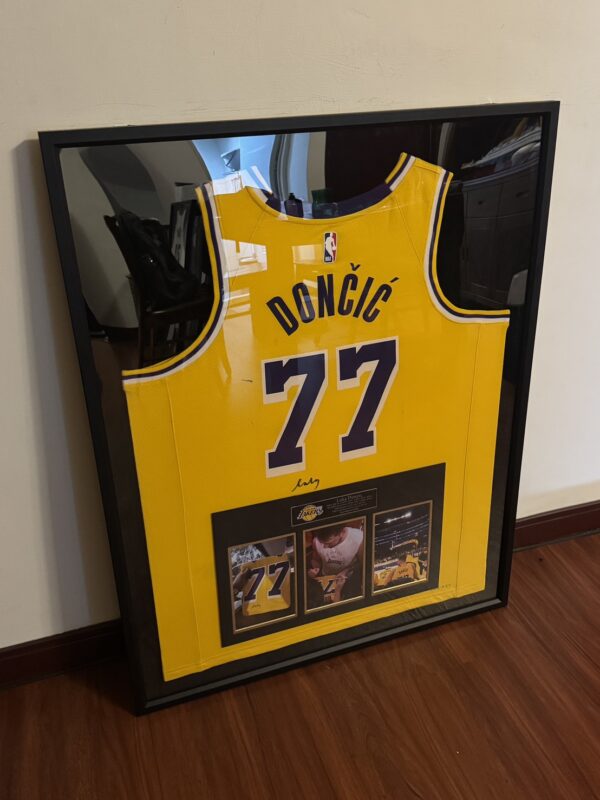 S__72318992 【🏀【球迷必收|Luka Dončić 球迷版 親筆簽名球衣】