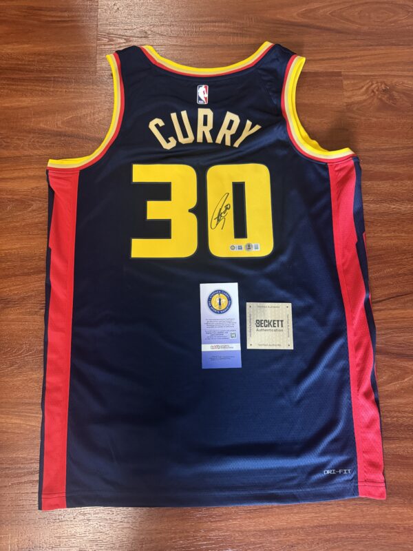 【收藏家先生】｜現貨不用等｜4000三分同款｜Stephen Curry 球迷版 雙認證 簽名球衣
