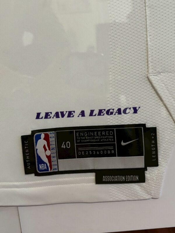 【收藏家先生】｜現貨不用等｜Luka Doncic 湖人主場限定款 球員版 簽名球衣