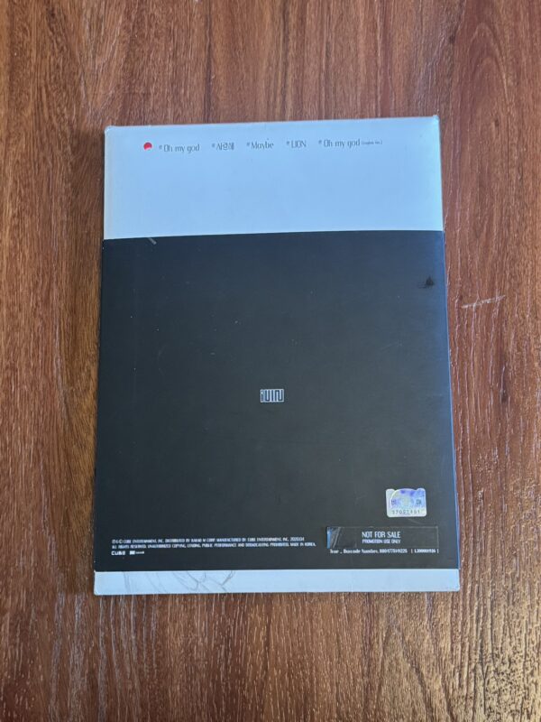 【收藏家先生】｜韓團｜I-DLE《I TRUST》親筆簽名專輯｜隨附成員拍立得／小卡