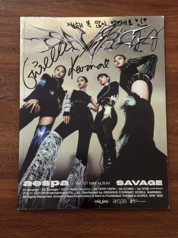 【收藏家先生】｜韓團｜現貨不用等｜aespa《Savage》1st Mini Album 全團親筆簽名專輯加簽祝福語