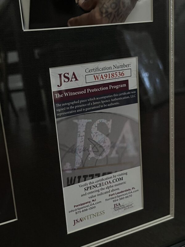 【收藏家先生】｜NBA｜Allen Iverson經典戰役 PSA認證親筆簽名海報