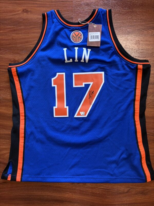 【收藏家先生】｜NBA｜簽名球衣｜ Jeremy Lin 林書豪 紐約尼克 17 號 親筆簽名球衣