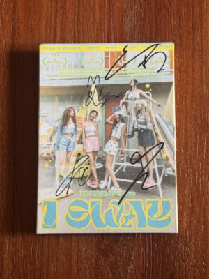 S__93134854_0 【收藏家先生】|韓團|I-DLE 全員親筆簽名專輯《I SWAY》Wave Ver.