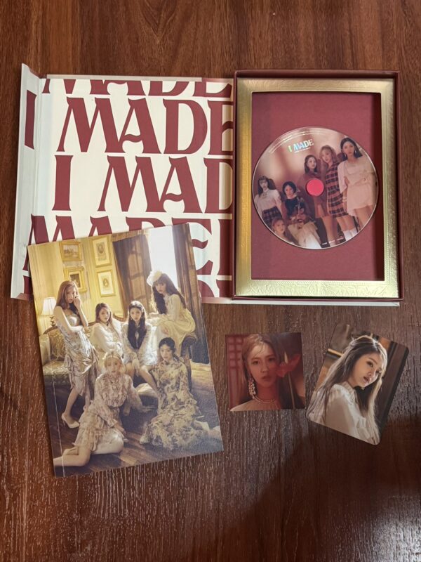 S__93134882_0 【收藏家先生】|韓團|I-DLE 全員親筆簽名專輯《I MADE》|現貨不用等
