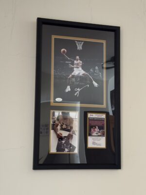 【收藏家先生】｜NBA｜Allen Iverson 簽名海報｜現貨不用等