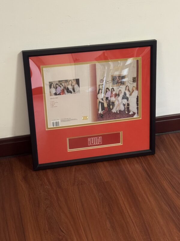 S__93200404_0 【收藏家先生】|韓團|I-DLE 全員親筆簽名專輯《I MADE》|現貨不用等