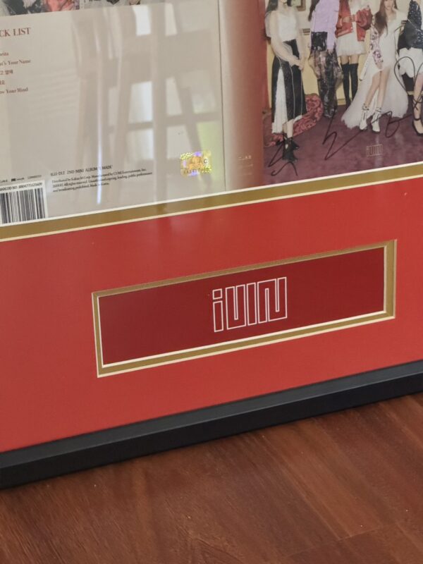 S__93200405_0 【收藏家先生】|韓團|I-DLE 全員親筆簽名專輯《I MADE》|現貨不用等