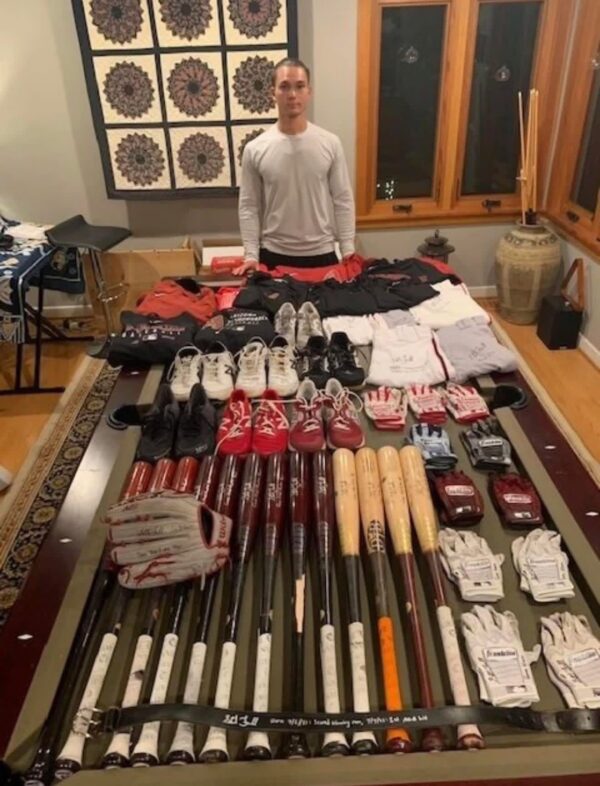 S__96272398_0 【收藏家先生】|MLB|Stuart Fairchild 親穿球鞋|2025實戰|簽名款|現貨不用等