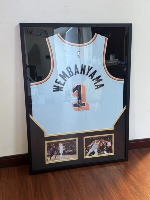 6.1 【收藏家先生】|現貨不用等|NBA|簽名球衣|Wembanyama 球員版 有贊助標 Fanatics認證 簽名球衣