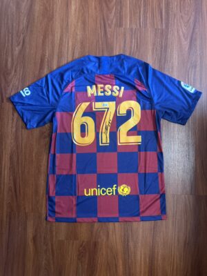 X.1 【收藏家先生】|足球|簽名球衣|Messi 梅西巴塞 BAS認證簽名球衣