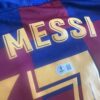 【收藏家先生】｜足球｜簽名球衣｜Messi 梅西巴塞 BAS認證簽名球衣